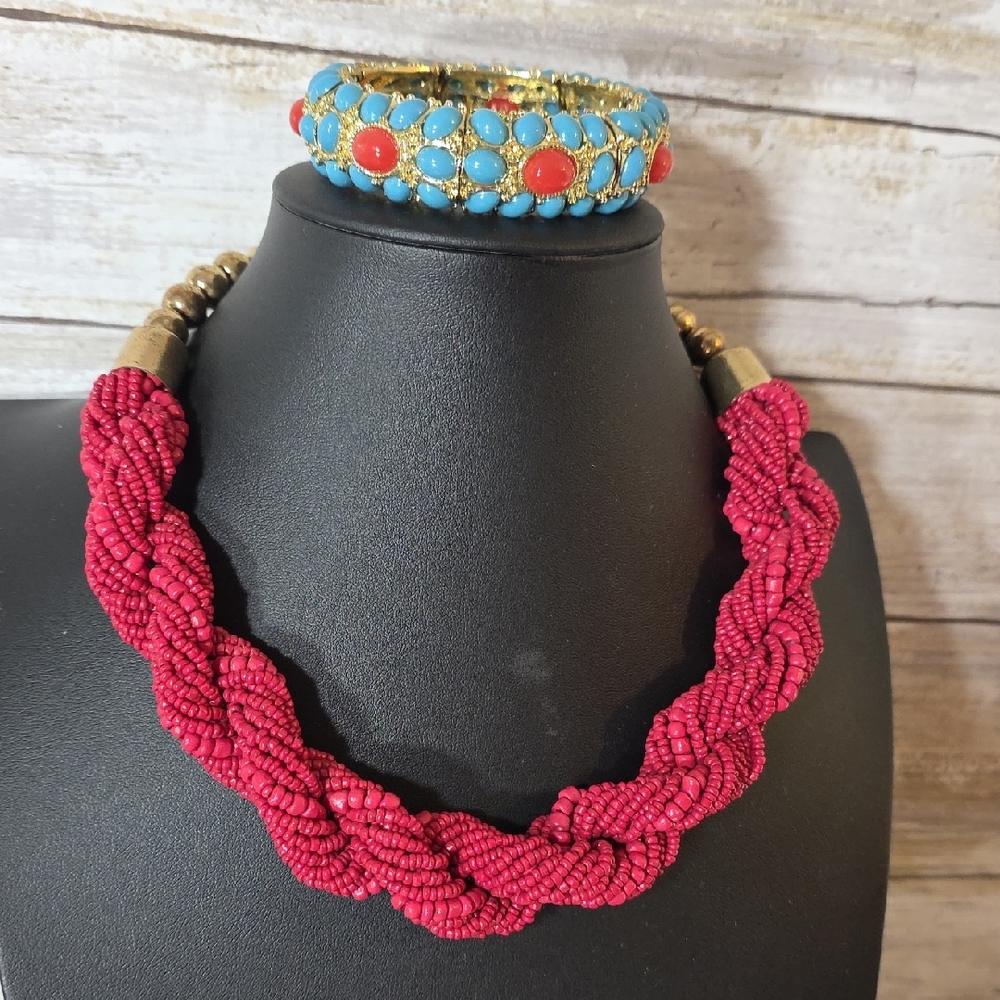 Twisted Red Seed Beaded Necklace and Stretch Bracelet Set